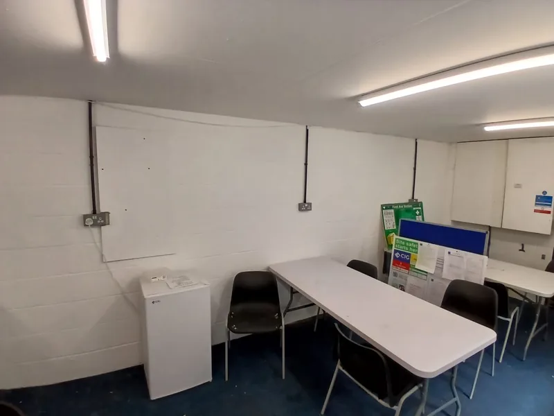Refurbished internal unit with new lighting, partitions and decoration